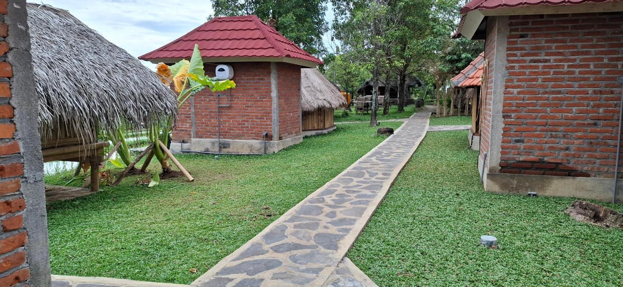 Uma Nirmala Aling-Aling Singaraja Exterior foto